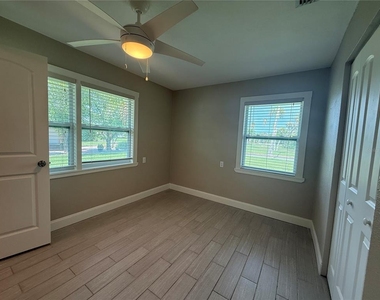 3200 W De Bazan Avenue - Photo Thumbnail 25
