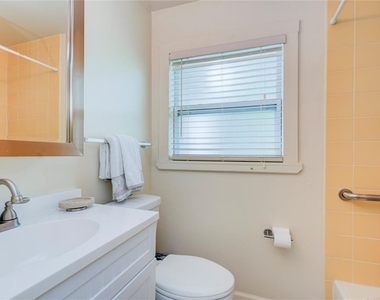 3200 W De Bazan Avenue - Photo Thumbnail 23