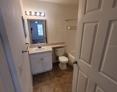 5914 Willow Ridge Drive - Photo Thumbnail 19