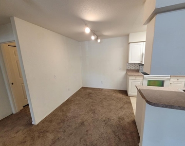 5914 Willow Ridge Drive - Photo Thumbnail 5