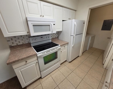 5914 Willow Ridge Drive - Photo Thumbnail 9