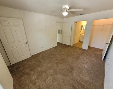 5914 Willow Ridge Drive - Photo Thumbnail 16