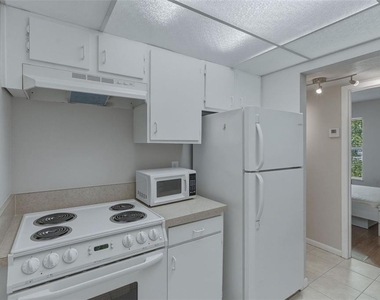 1799 N Highland Avenue - Photo Thumbnail 8