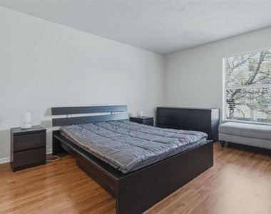 1799 N Highland Avenue - Photo Thumbnail 11