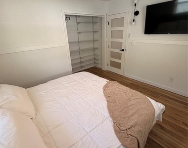 4227 Helena Street Ne - Photo Thumbnail 8