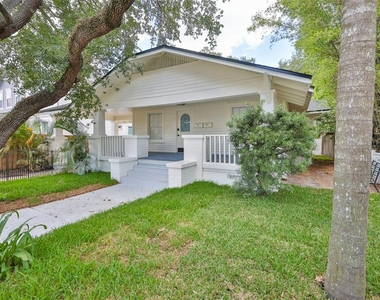 902 W Columbus Drive - Photo Thumbnail 9