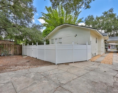 902 W Columbus Drive - Photo Thumbnail 14