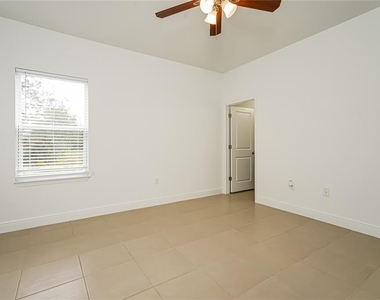 1243 Amazon Lane - Photo Thumbnail 11