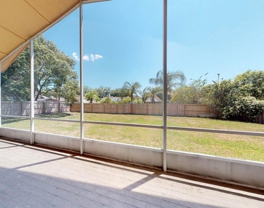 9214 Sunnyoak Drive - Photo Thumbnail 22