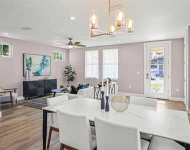 3259 Emerson Avenue S - Photo Thumbnail 2