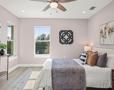 3259 Emerson Avenue S - Photo Thumbnail 8