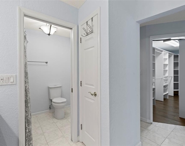 485 Westlake Boulevard - Photo Thumbnail 24