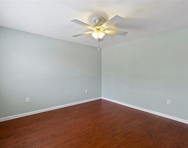 485 Westlake Boulevard - Photo Thumbnail 26
