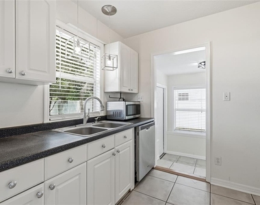 1914 W Aileen Street - Photo Thumbnail 30
