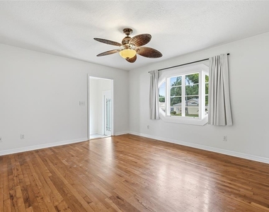 1914 W Aileen Street - Photo Thumbnail 8