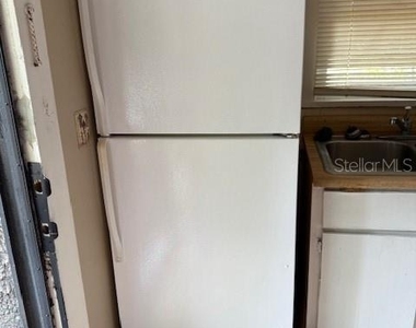 1648 27th Avenue N - Photo Thumbnail 5