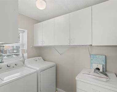 6085 Bahia Del Mar Circle - Photo Thumbnail 8
