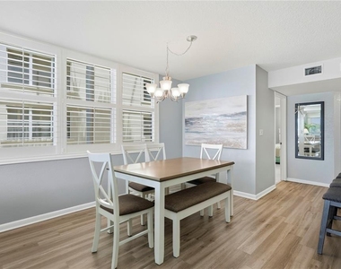 6085 Bahia Del Mar Circle - Photo Thumbnail 13