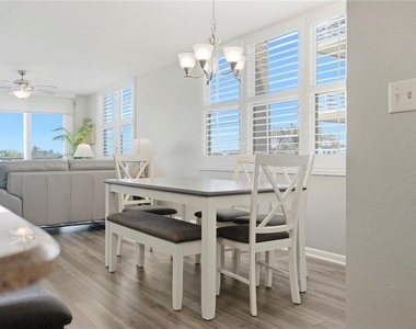 6085 Bahia Del Mar Circle - Photo Thumbnail 12