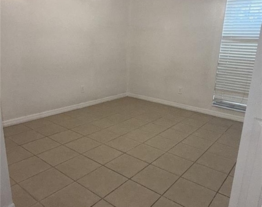 9213 Camino Villa Boulevard - Photo Thumbnail 8