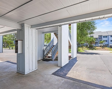 821 Bahia Del Sol Drive - Photo Thumbnail 25