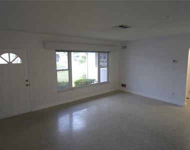 106 15th Street - Photo Thumbnail 2