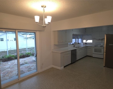 106 15th Street - Photo Thumbnail 3