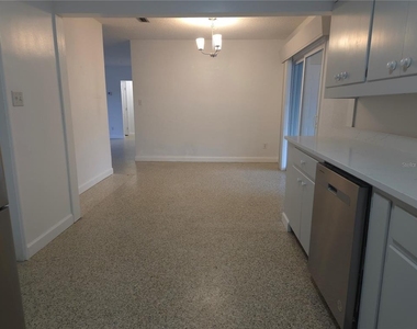 106 15th Street - Photo Thumbnail 4