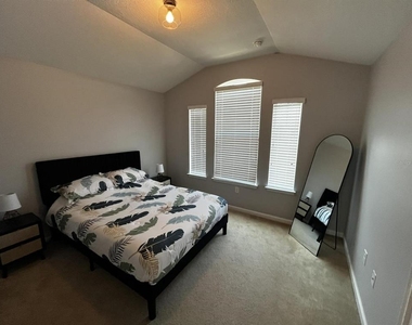 12330 Streambed Drive - Photo Thumbnail 20