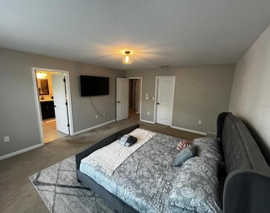12330 Streambed Drive - Photo Thumbnail 17