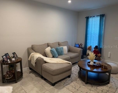 12250 Grizzly Lane - Photo Thumbnail 2
