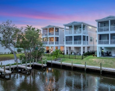 4357 Marina View Way - Photo Thumbnail 2