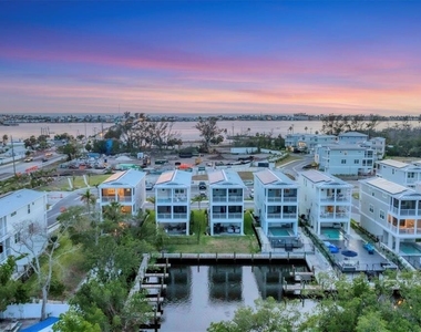 4357 Marina View Way - Photo Thumbnail 55