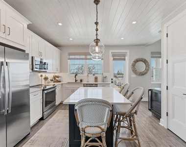 4357 Marina View Way - Photo Thumbnail 20