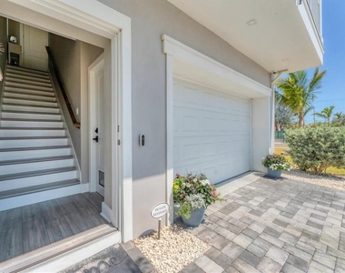 4357 Marina View Way - Photo Thumbnail 6