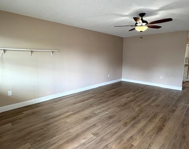 1005 Rickenbacker Drive - Photo Thumbnail 4