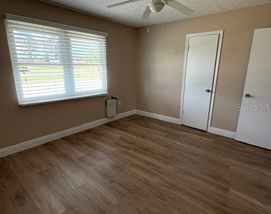 1005 Rickenbacker Drive - Photo Thumbnail 28