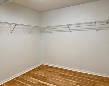 11009 Golden Silence Drive - Photo Thumbnail 10
