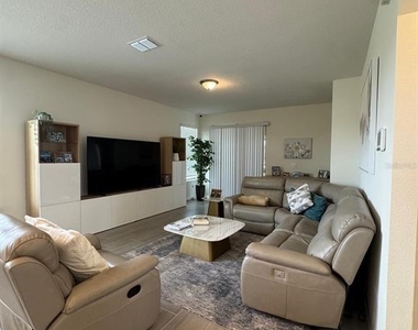 16236 Carraway Bay Alley - Photo Thumbnail 16