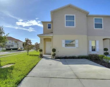 4877 Coral Castle Drive - Photo Thumbnail 3