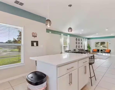 4877 Coral Castle Drive - Photo Thumbnail 13