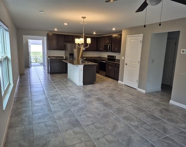 4811 Rigging Street - Photo Thumbnail 3