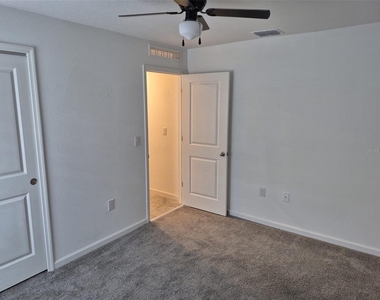 4811 Rigging Street - Photo Thumbnail 6