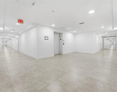 5587 Millenia Park Boulevard - Photo Thumbnail 3