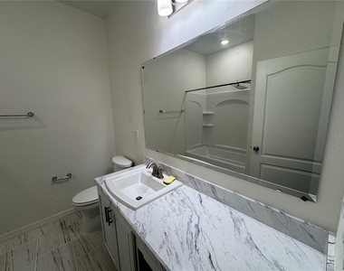 279 Sunfish Drive Drive - Photo Thumbnail 10