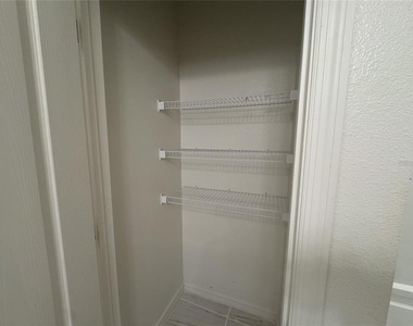 279 Sunfish Drive Drive - Photo Thumbnail 14