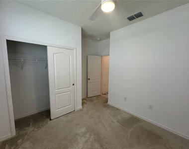 279 Sunfish Drive Drive - Photo Thumbnail 8