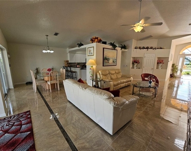 114 Albatross Road - Photo Thumbnail 7