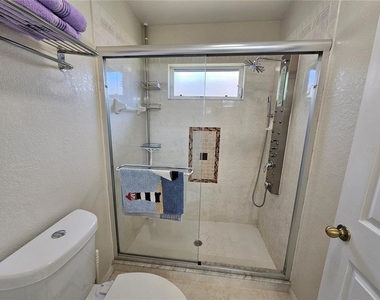 114 Albatross Road - Photo Thumbnail 20
