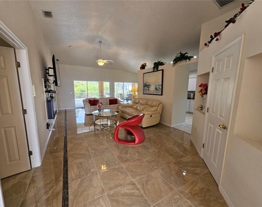 114 Albatross Road - Photo Thumbnail 2